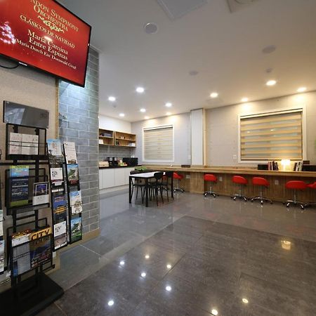 Uh Suite Γκιονγκγού Εξωτερικό φωτογραφία